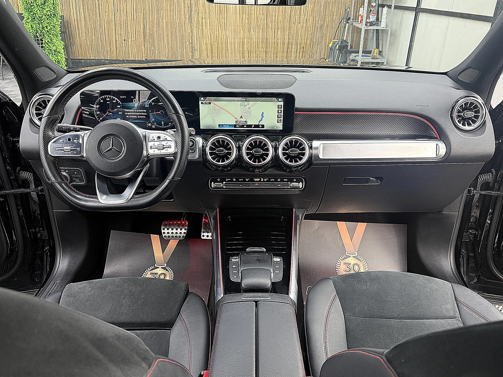 Mercedes-Benz GLB 200 AMG-line/KAMERA/ ECO START STOP/СОБСТВЕН ЛИЗИНГ, снимка 15 - Автомобили и джипове - 55259634