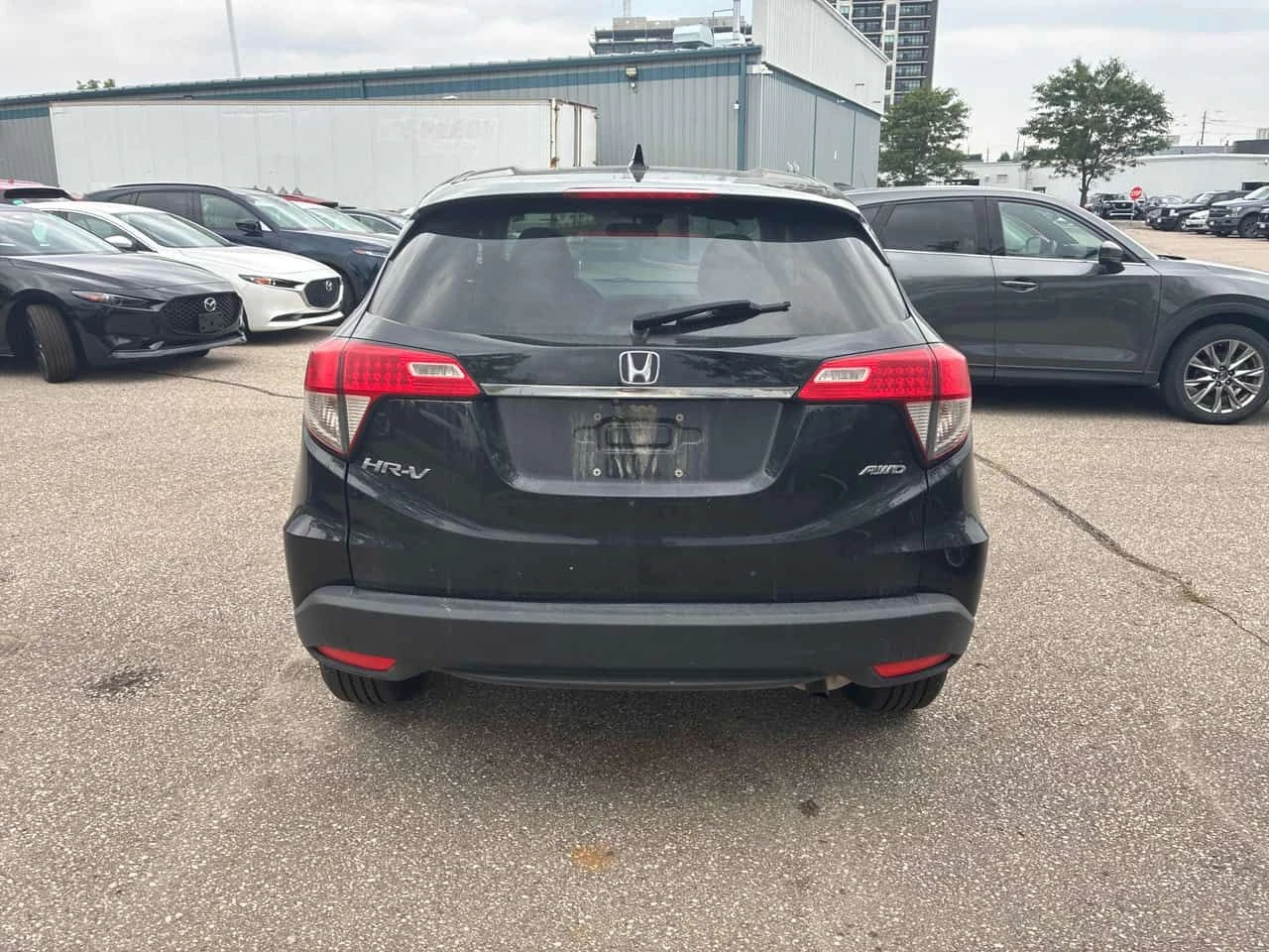 Honda Hr-v * LX * АВТОКРЕДИТ БЕЗ ПЪРВОНАЧАЛНА ВНОСКА* , снимка 4 - Автомобили и джипове - 55442398