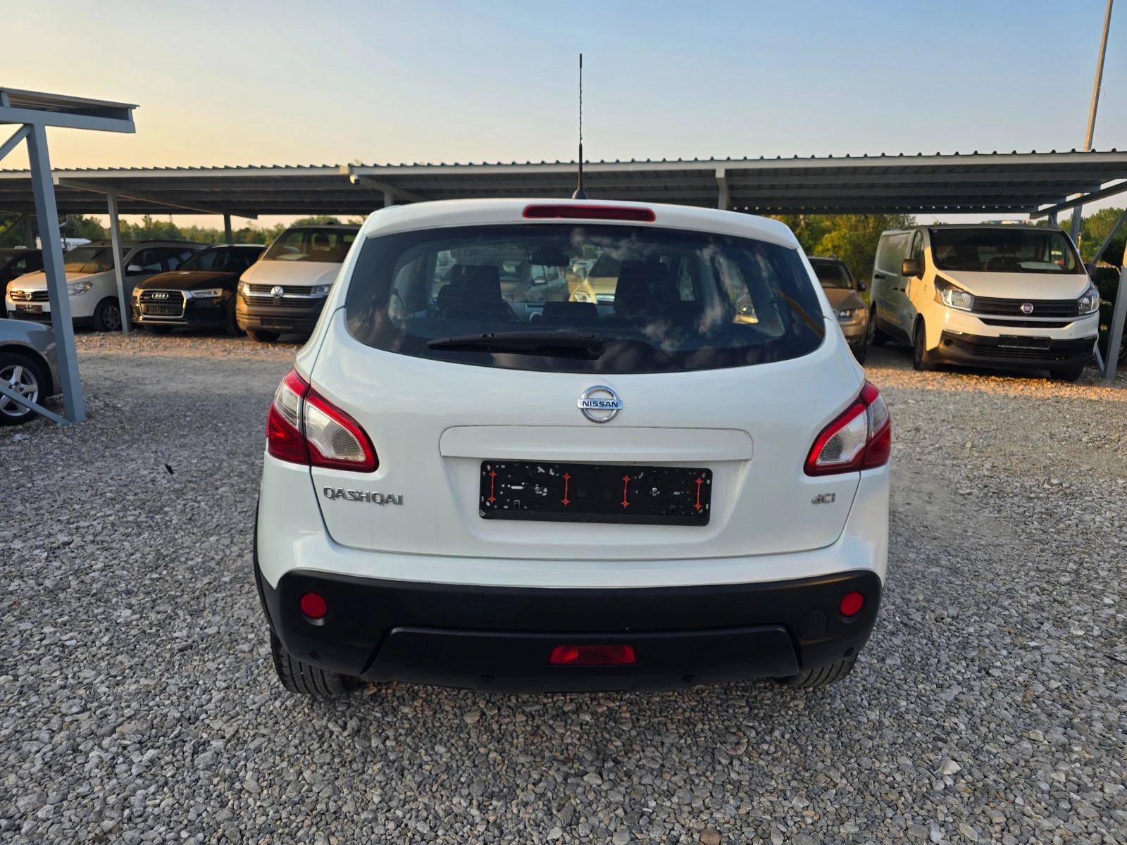 Nissan Qashqai 1, 5 DCI КЛИМАТРОНИК !! НОВ ВНОС ОТ ИТАЛИЯ !!!, снимка 4 - Автомобили и джипове - 55769777