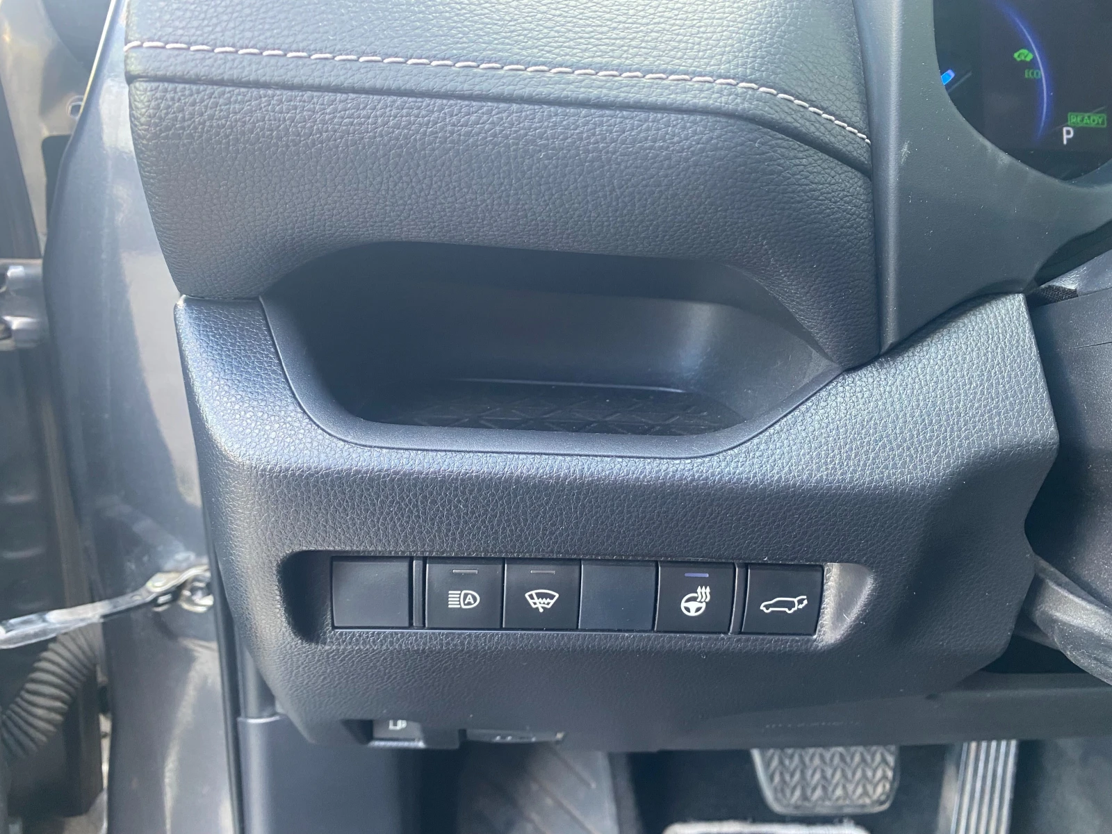 Toyota Rav4 2.5 HEV , снимка 15 - Автомобили и джипове - 55952376