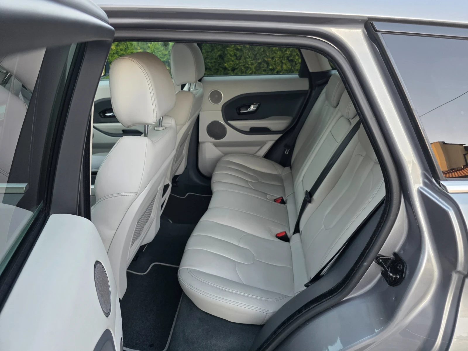 Land Rover Range Rover Evoque 2.2 DT4 KOJA , снимка 9 - Автомобили и джипове - 56034529