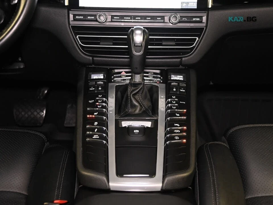 Porsche Macan S* 2022* DIS* CHRONO* MATRIX* PANO* 360* КРАЙНА ЦЕ, снимка 15 - Автомобили и джипове - 56143944