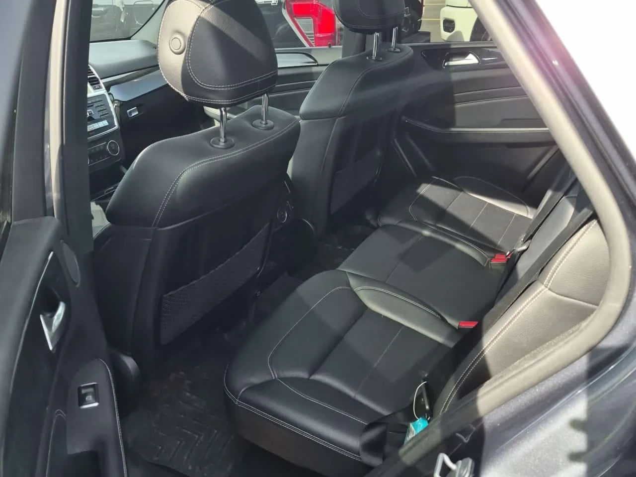 Mercedes-Benz ML 350 BLUETEC * CARFAX * ФИНАНСИРАНЕ, снимка 11 - Автомобили и джипове - 56170139