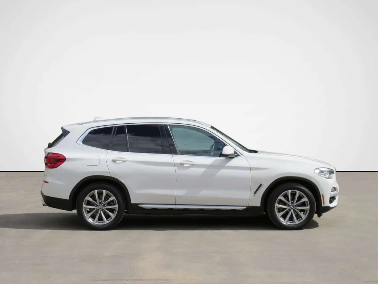 BMW X3 / 30i XDrive30i Sport w/Collision Assist Panoroof  | Mobile.bg � ����������� 3