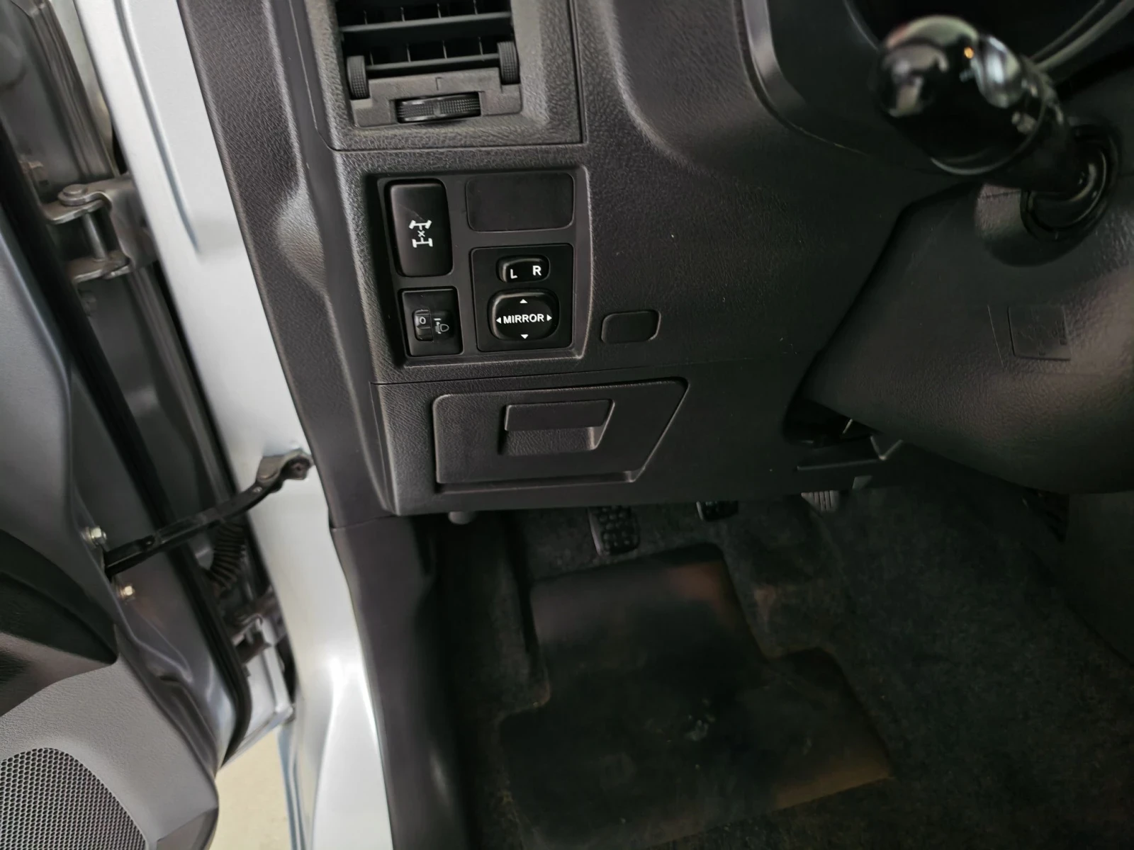 Daihatsu Terios 1.3 86kc 4x4, снимка 10 - Автомобили и джипове - 56669818