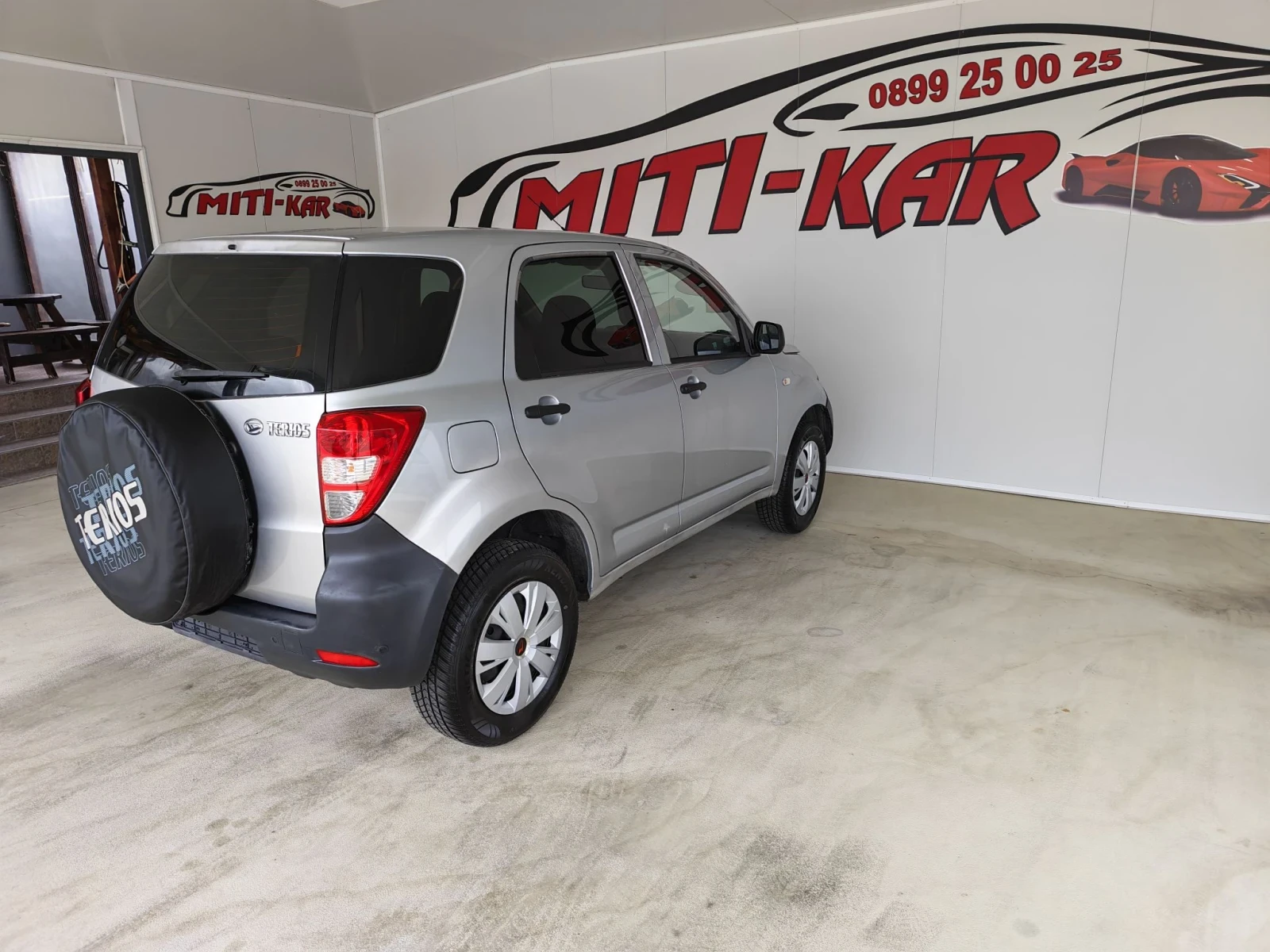 Daihatsu Terios 1.3 86kc 4x4, снимка 6 - Автомобили и джипове - 56669818
