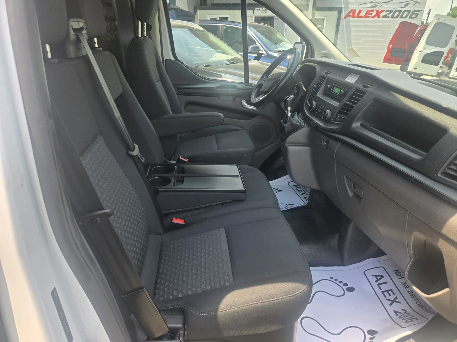 Ford Transit Custom, снимка 7 - Бусове и автобуси - 55121454