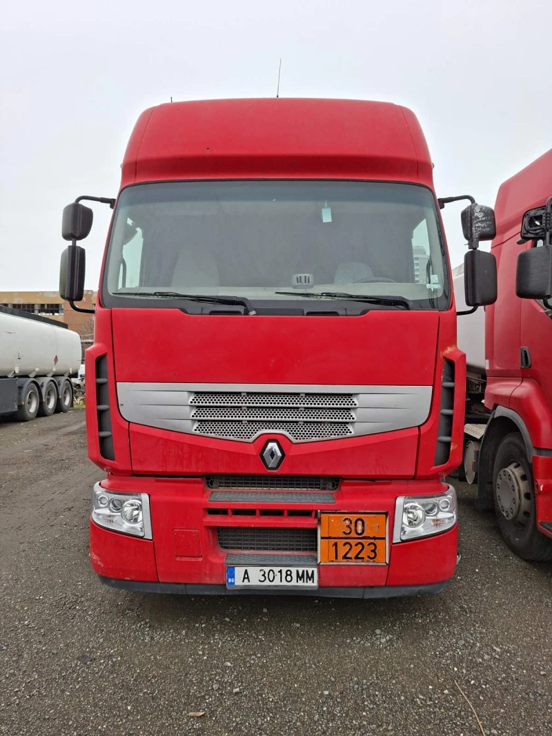 Renault Premium