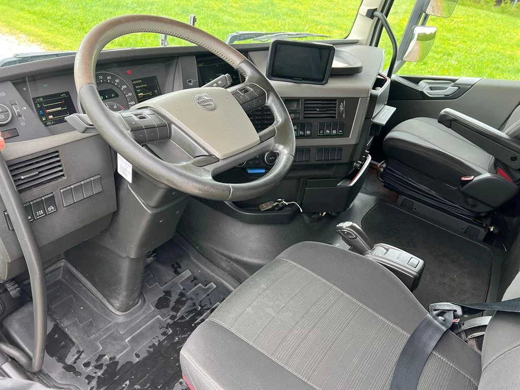Volvo Fh 540 E6 Alu серв.книжка, снимка 9 - Камиони - 54541931
