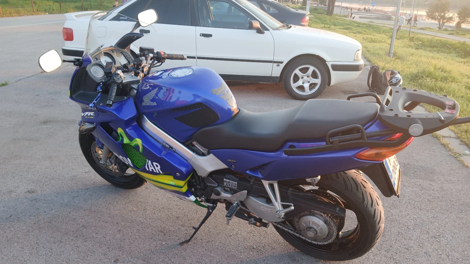 Honda Vfr FI, снимка 3 - Мотоциклети и мототехника - 54259261