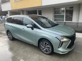 ����� �� �������� �� DONGFENG M4-YACHT U-tour