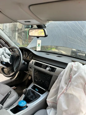 BMW 320 - 1100 € / 2151.41 лв. - 72595834 5