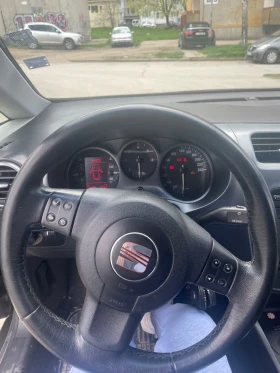 Seat Leon - 3000 € / 5867.49 лв. - 19648109 8