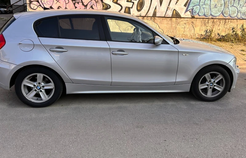 BMW 118, снимка 5 - Автомобили и джипове - 47558952