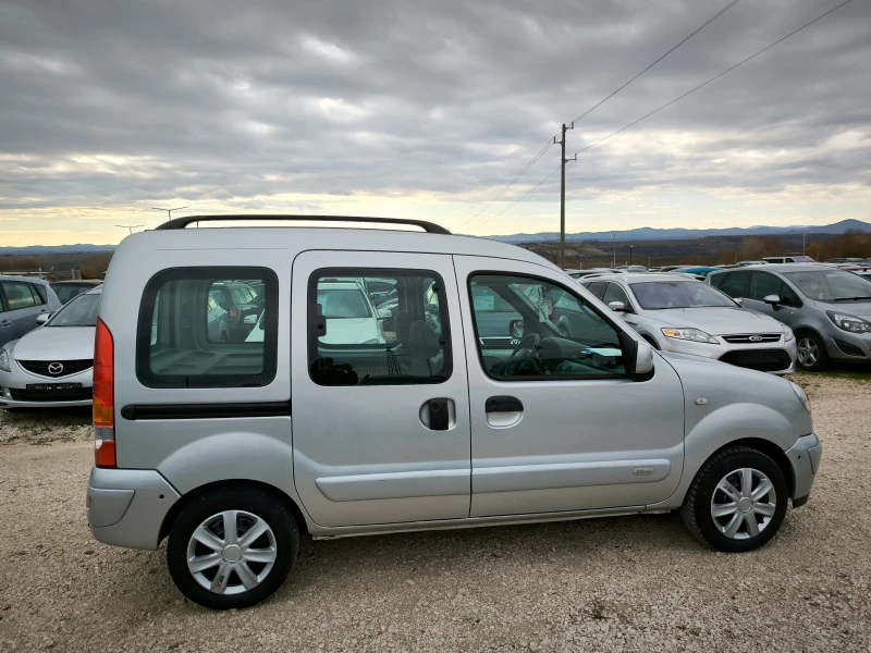 Renault Kangoo 1.6i, снимка 4 - Автомобили и джипове - 48320737