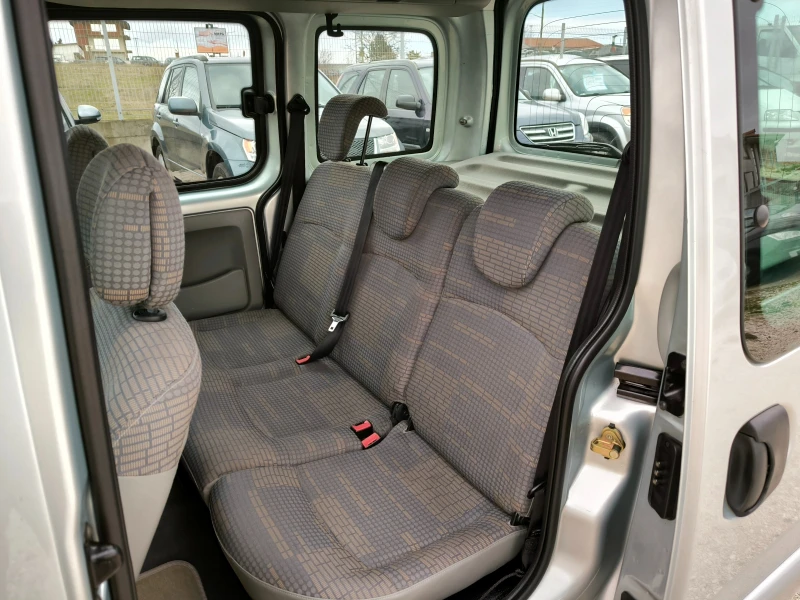 Renault Kangoo 1.6i, снимка 7 - Автомобили и джипове - 48320737