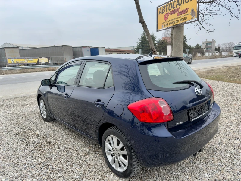 Toyota Auris 2.0 D4D, снимка 3 - Автомобили и джипове - 49260759