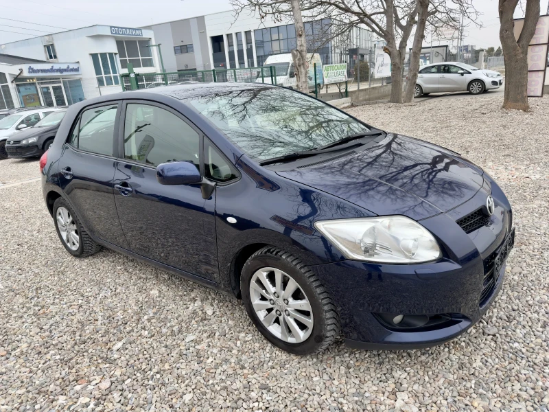 Toyota Auris 2.0 D4D, снимка 2 - Автомобили и джипове - 49260759