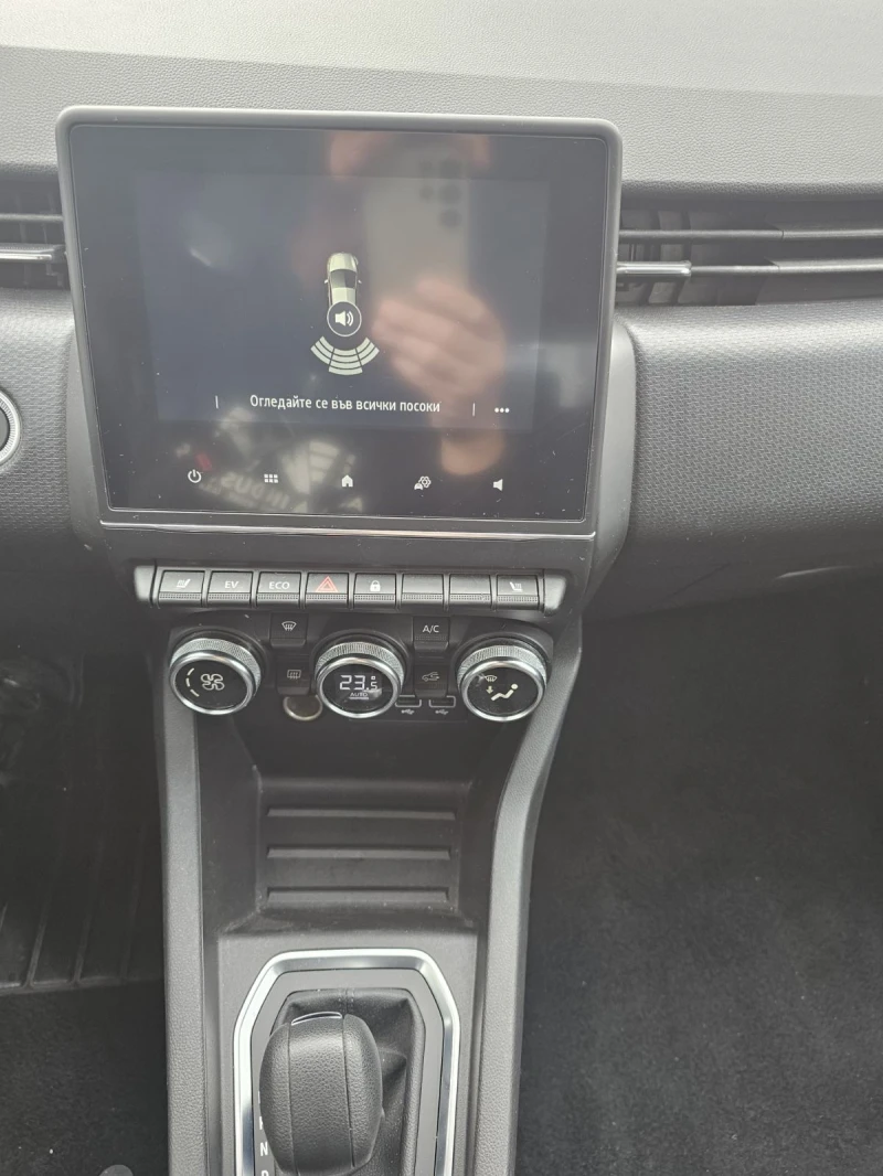 Renault Clio E-TECH HYBRID 90 EDC, снимка 9 - Автомобили и джипове - 52037145