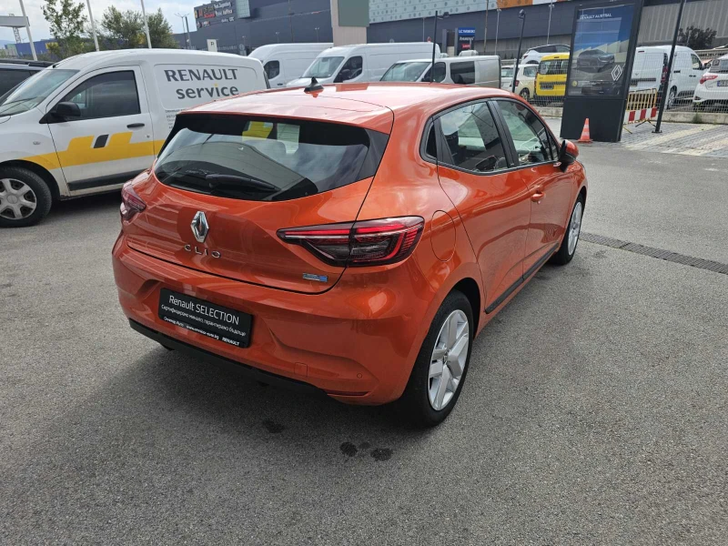 Renault Clio E-TECH HYBRID 90 EDC, снимка 5 - Автомобили и джипове - 52037145
