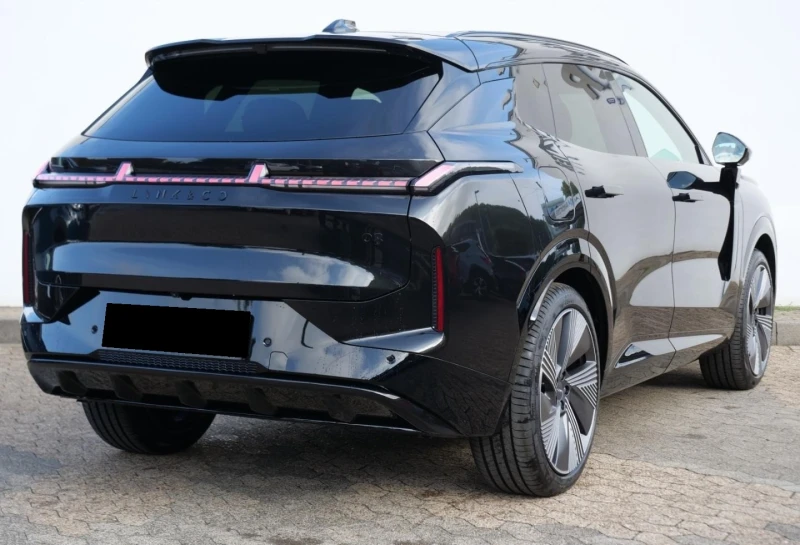 LynkCo 08 1.5 PLUG-IN HYBRID H/K 360 PANORAMA LED KEYLESS, снимка 2 - Автомобили и джипове - 52159231