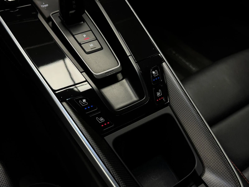 Porsche 911 Turbo S* Carbon* SportChrono* BOSE, снимка 15 - Автомобили и джипове - 52453872