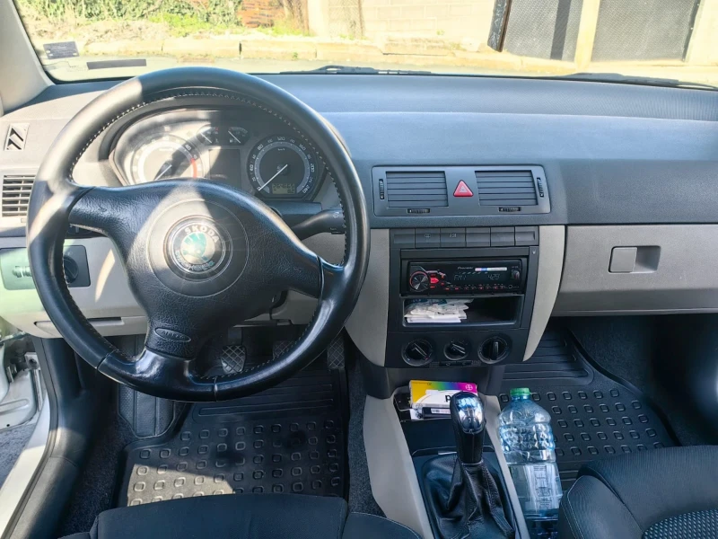 Skoda Fabia, снимка 7 - Автомобили и джипове - 52905300