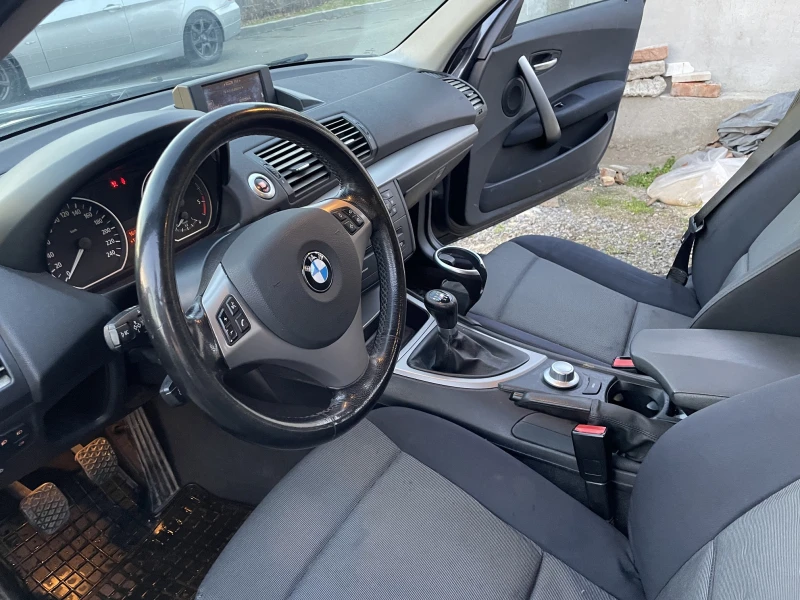 BMW 118, снимка 8 - Автомобили и джипове - 52967659