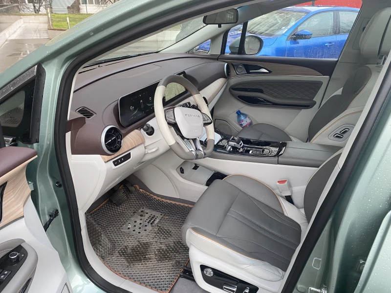 DONGFENG M4-YACHT U-tour, снимка 6 - Автомобили и джипове - 53289529