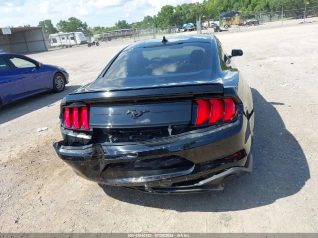 Ford Mustang ECOBOOST FASTBACK - изображение 5