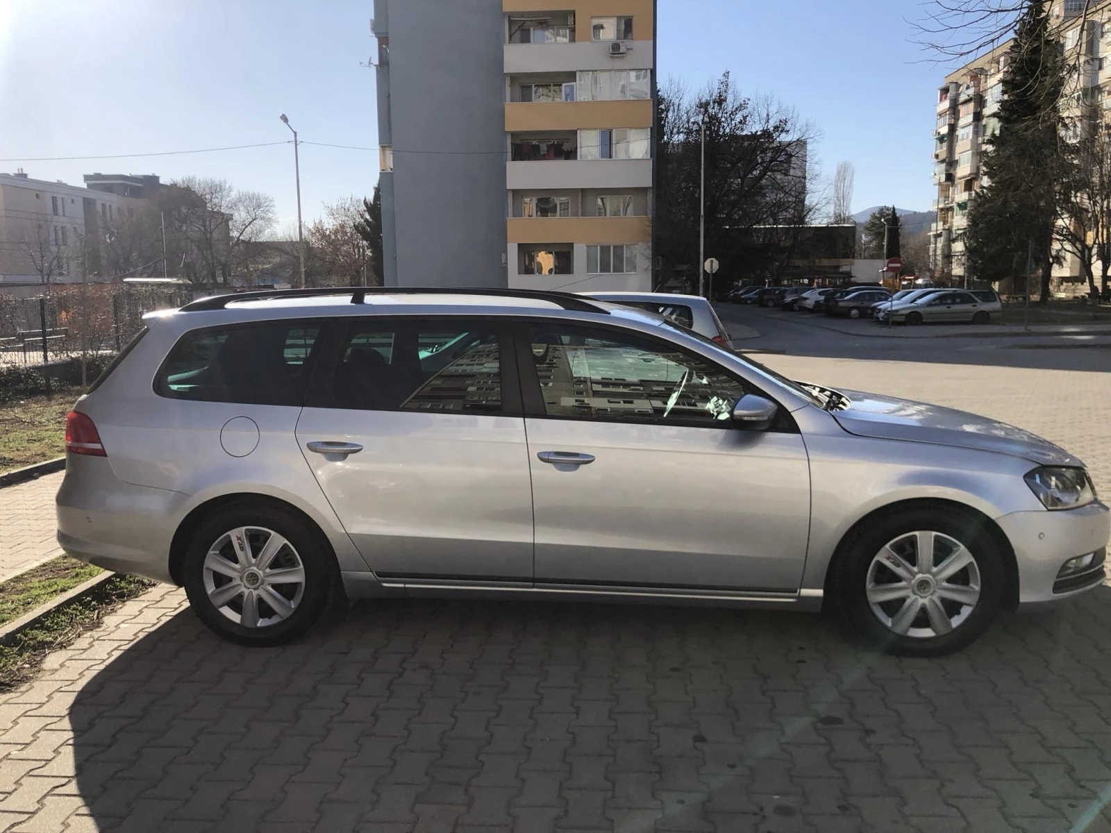 VW Passat B7 - изображение 5