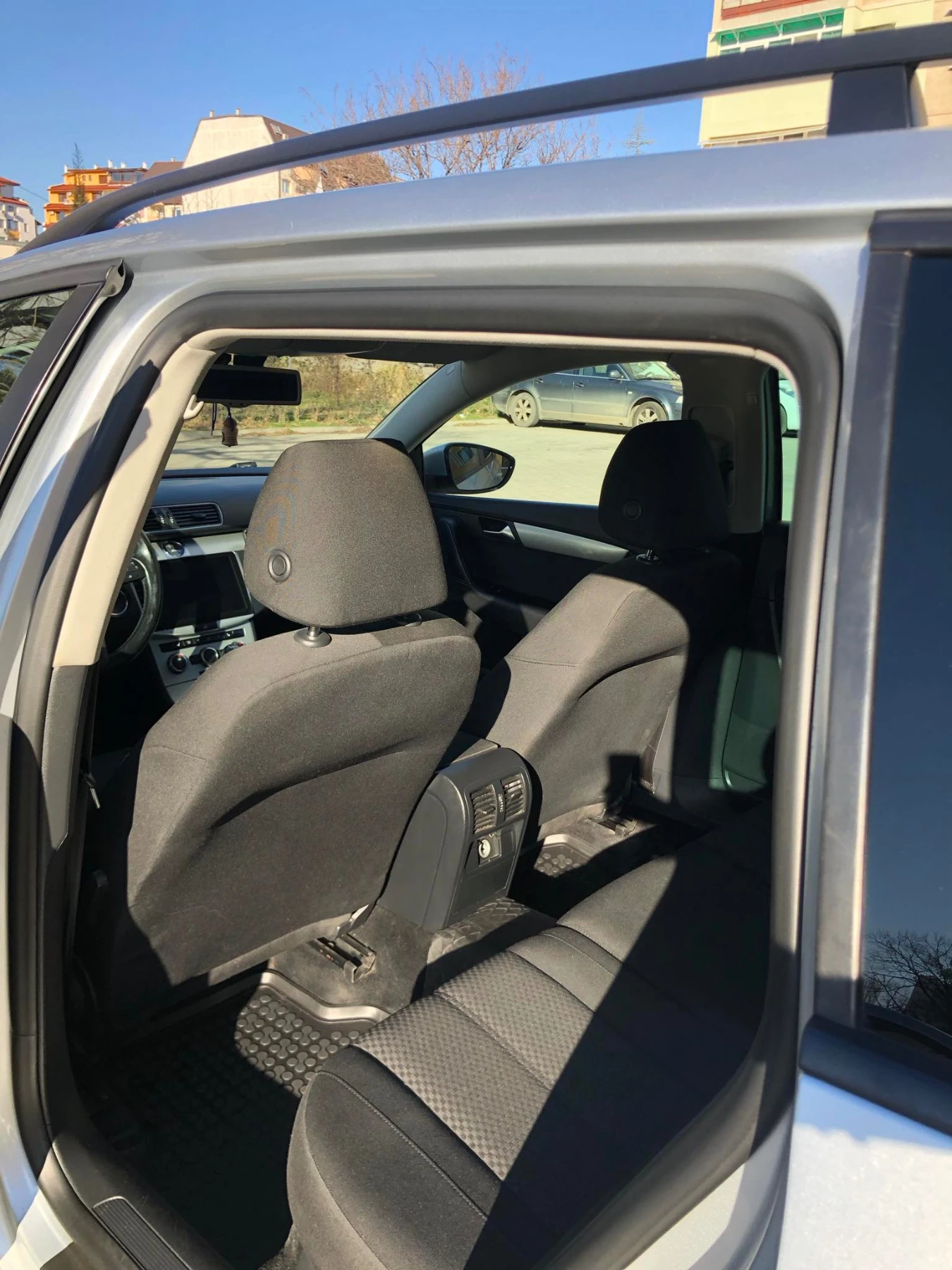 VW Passat B7 - изображение 10