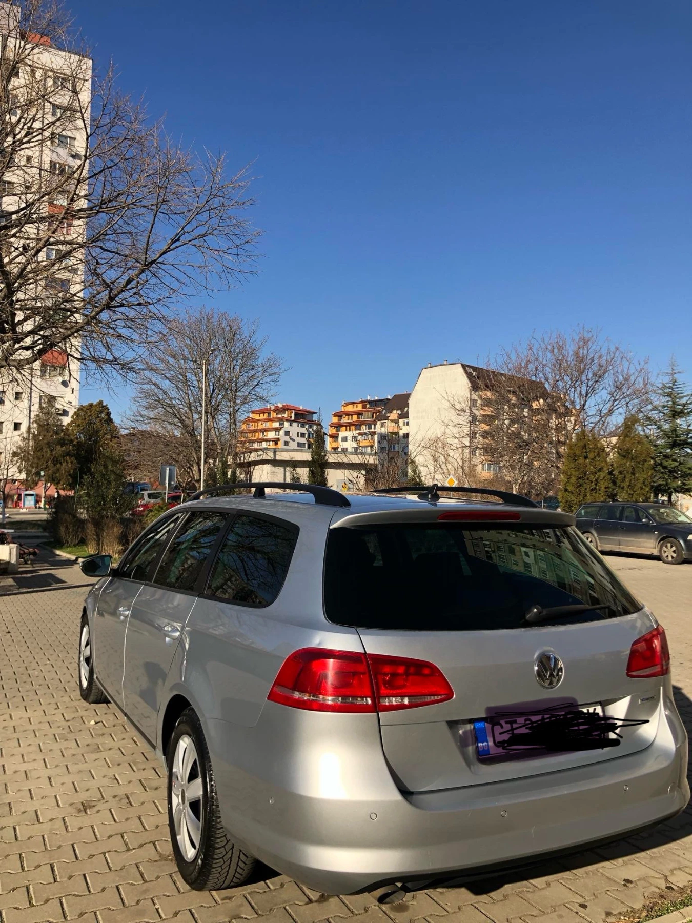 VW Passat B7 - изображение 7