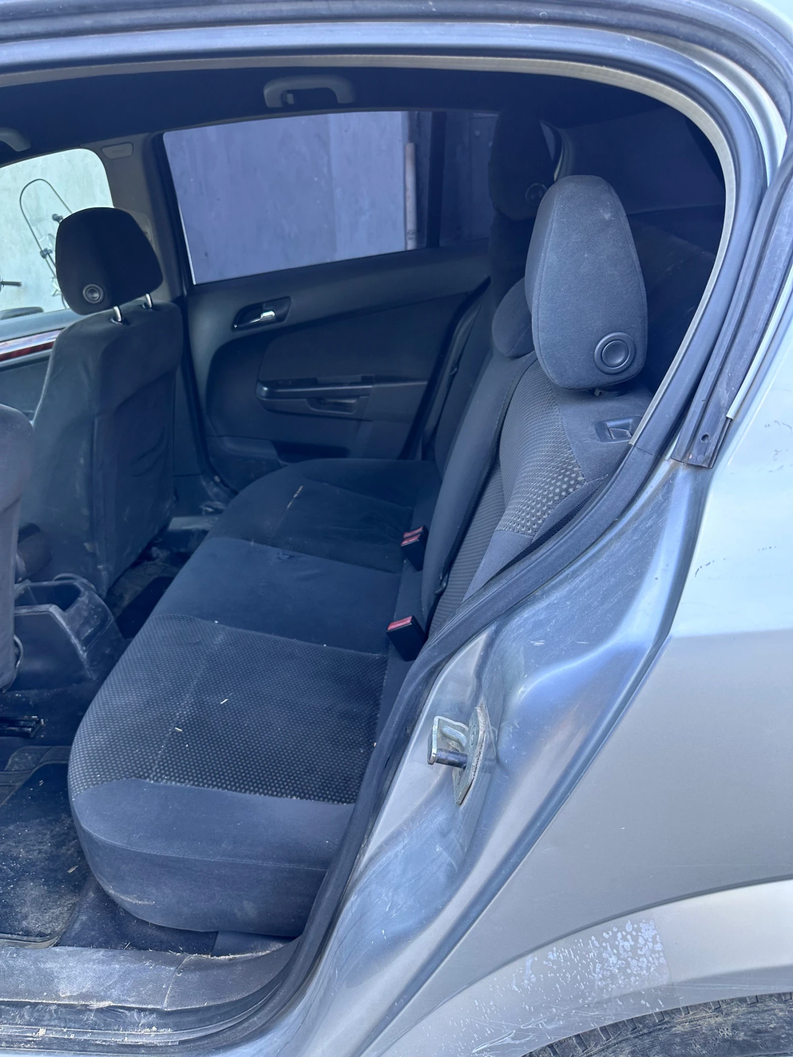 Opel Astra 1.7 - изображение 6