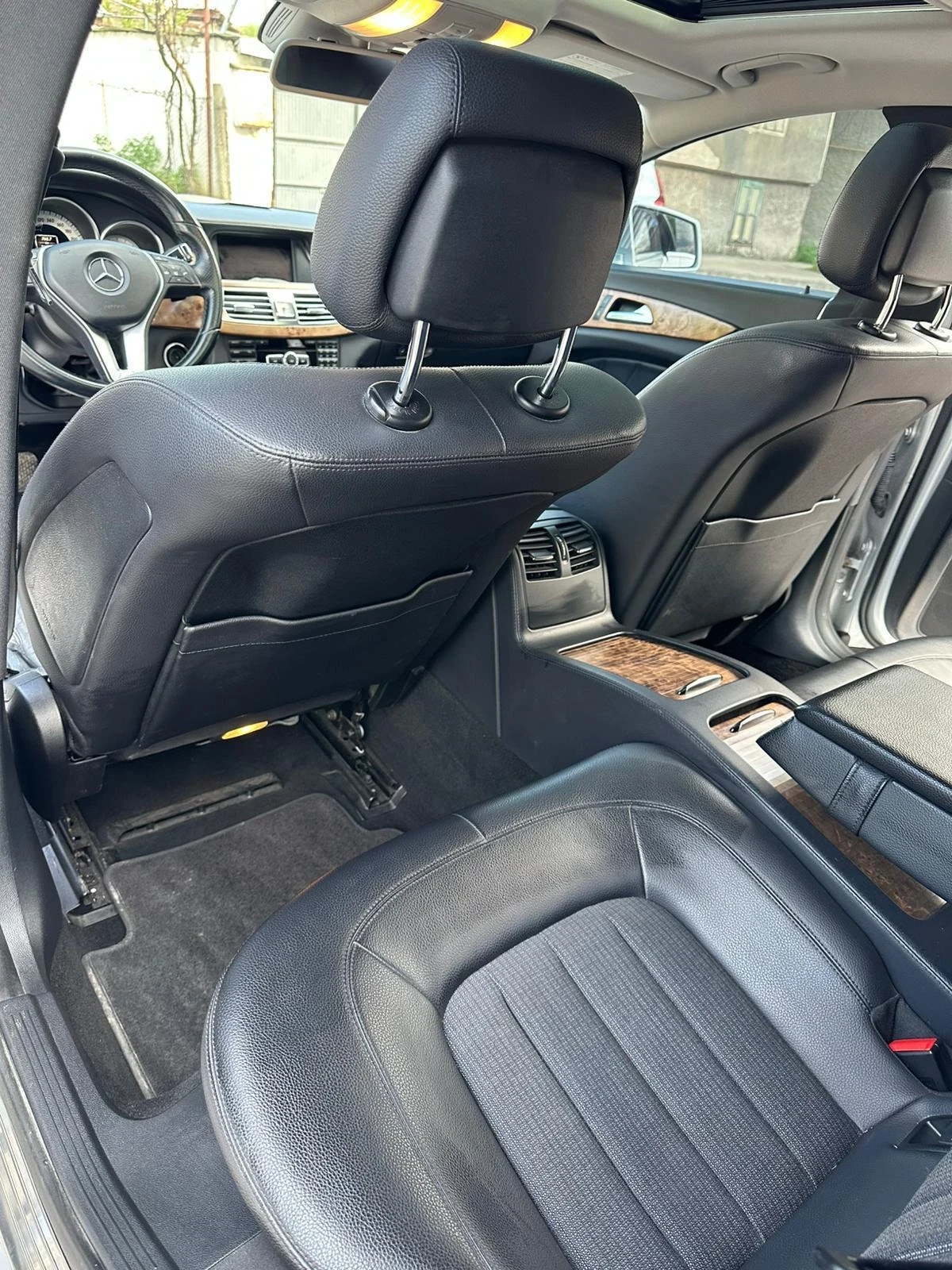 Mercedes-Benz CLS 350  - изображение 7