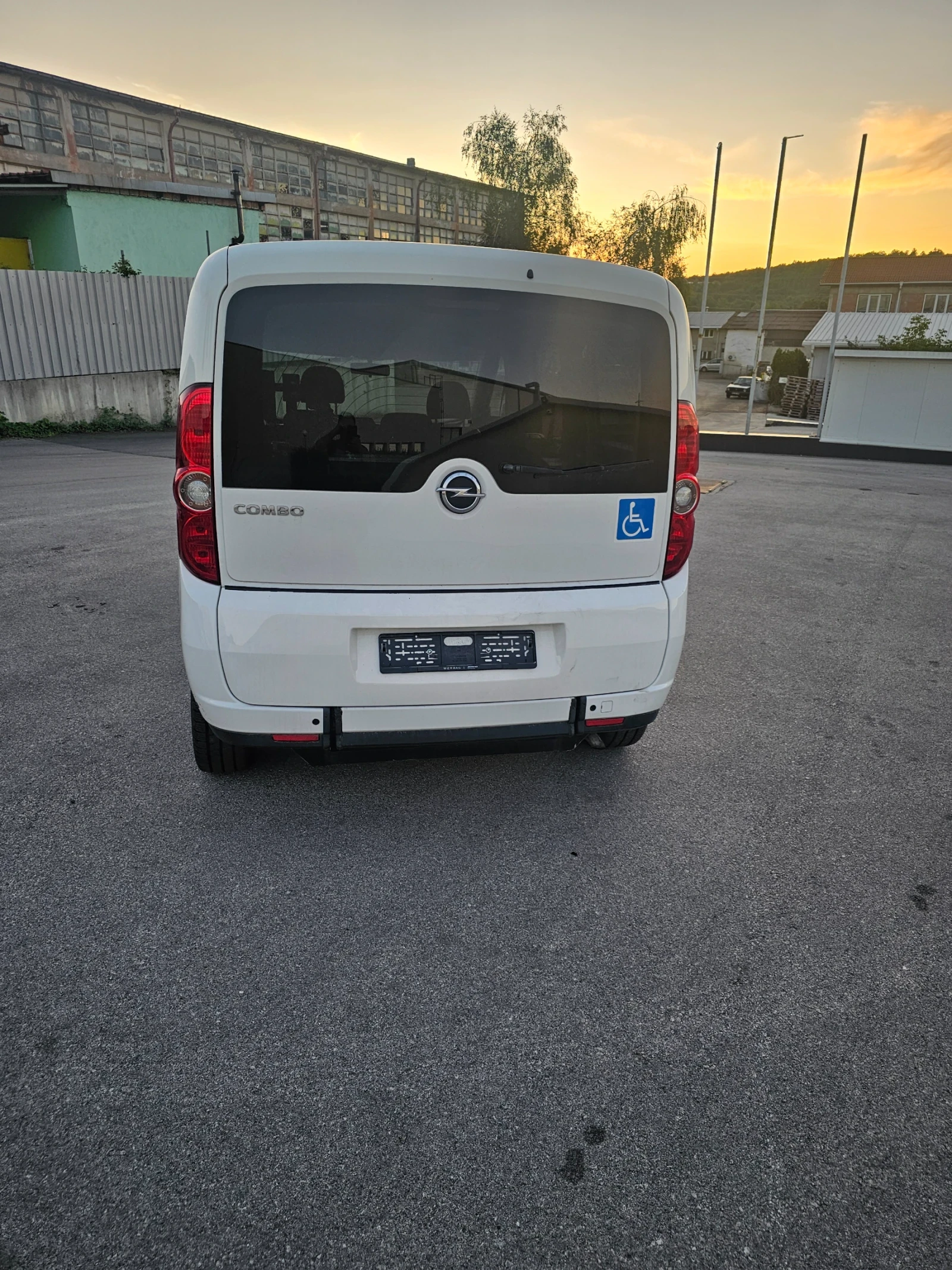 Opel Combo  - изображение 3