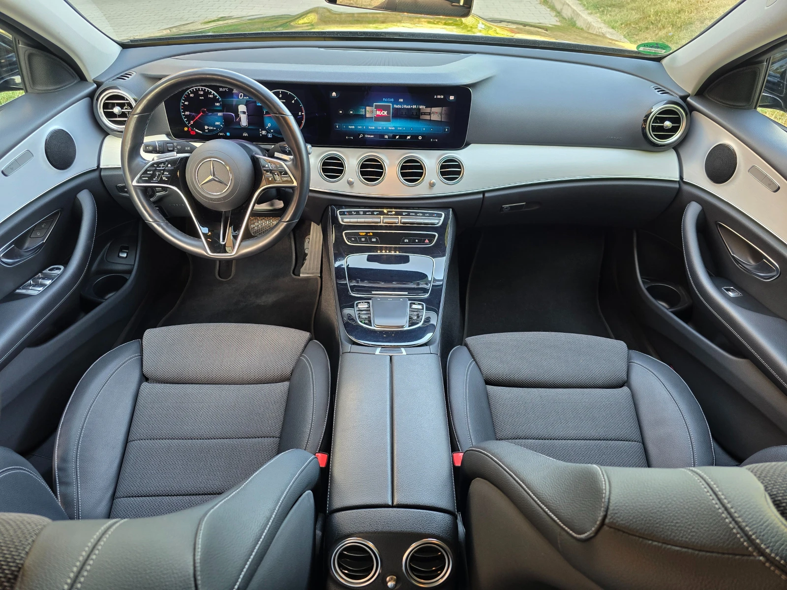 Mercedes-Benz E 220 d T 9G-TRONIC Avantgarde | Mobile.bg   13