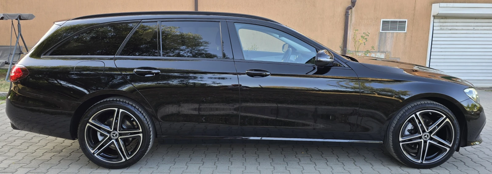 Mercedes-Benz E 220 d T 9G-TRONIC Avantgarde - изображение 4