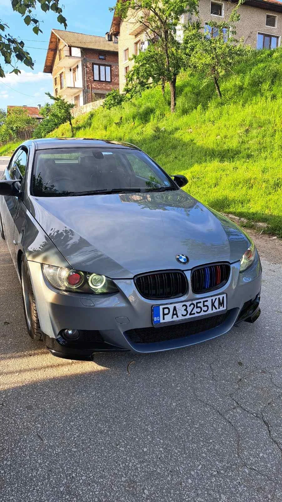 BMW 330 3.0 - изображение 5