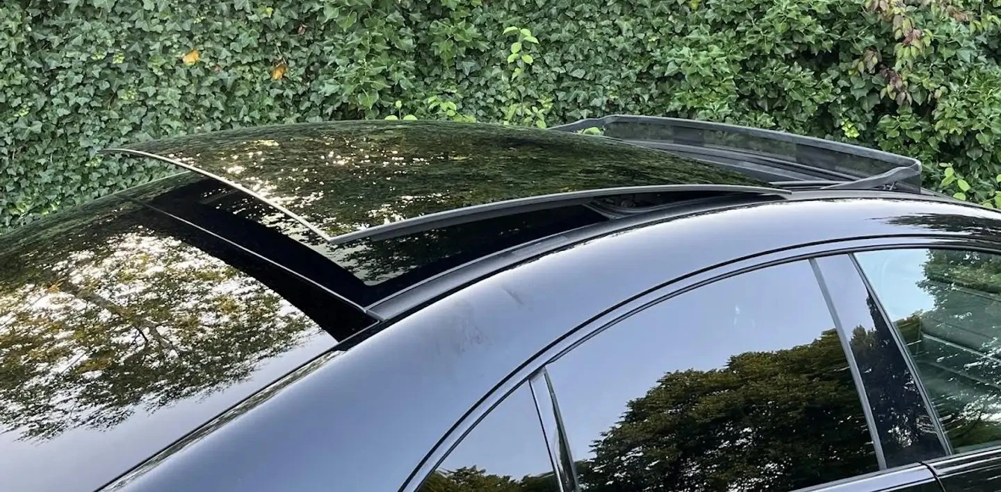 Mercedes-Benz CLA 180d Coupe AMG Line - изображение 3