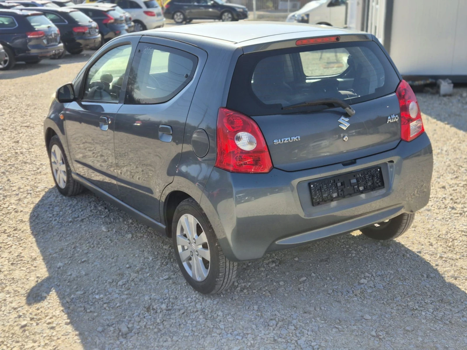 Suzuki Alto 1.0i - изображение 5