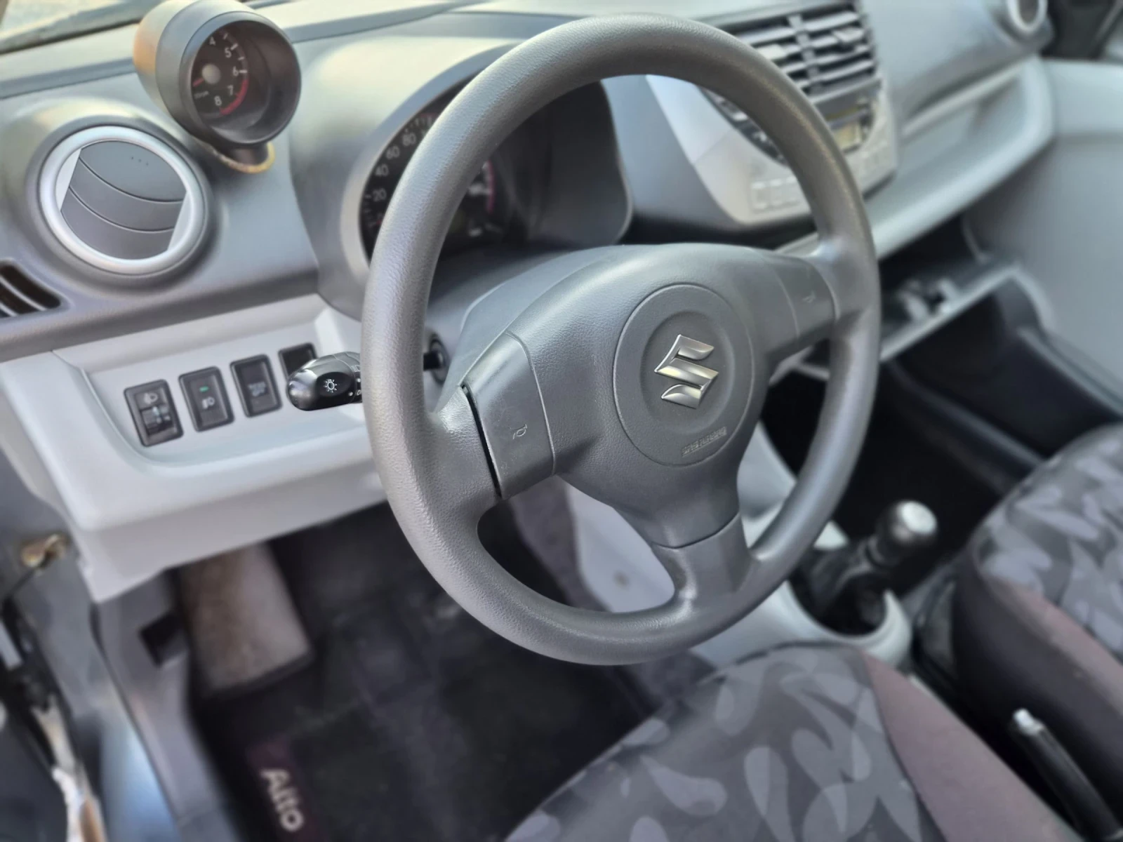 Suzuki Alto 1.0i, снимка 15 - Автомобили и джипове - 52165355