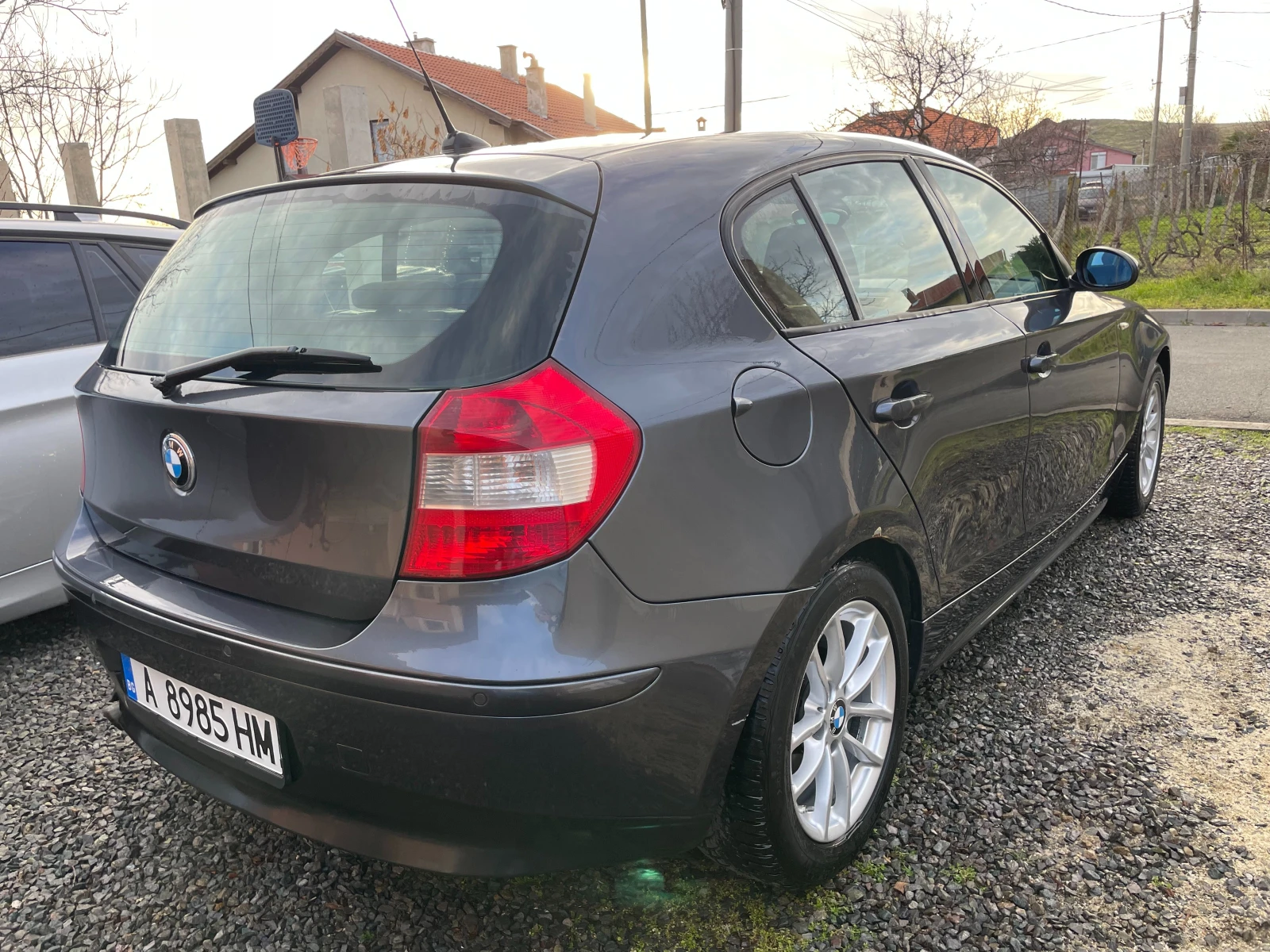 BMW 118  - изображение 4