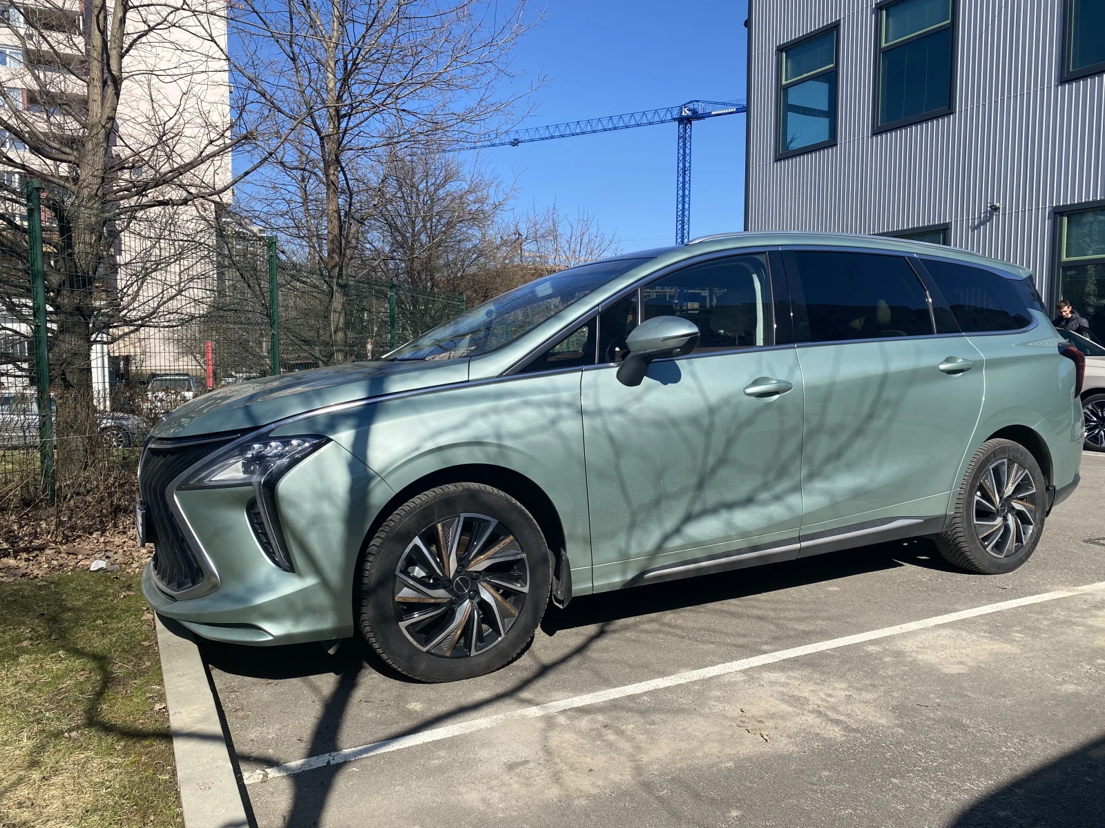 DONGFENG M4-YACHT U-tour | Mobile.bg � ����������� 1