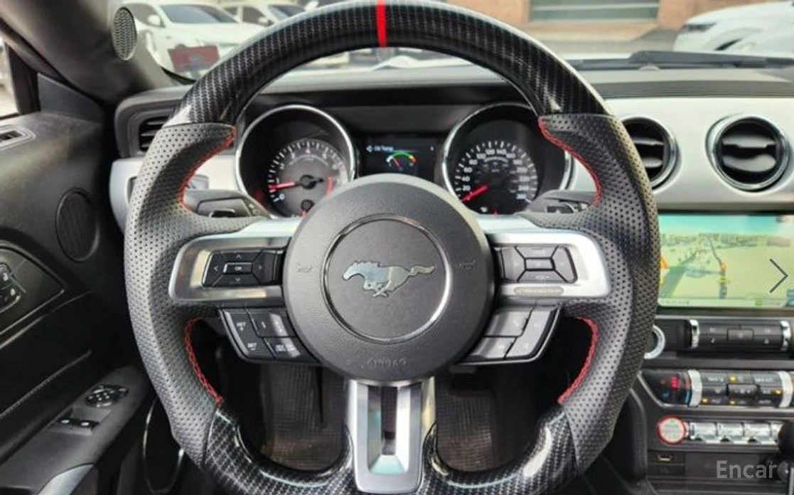 Ford Mustang GT 5.0* CARBON* КОЖА* NAVI* ПОДГРЕВ* ОБДУХВАНЕ* , снимка 8 - Автомобили и джипове - 54238272