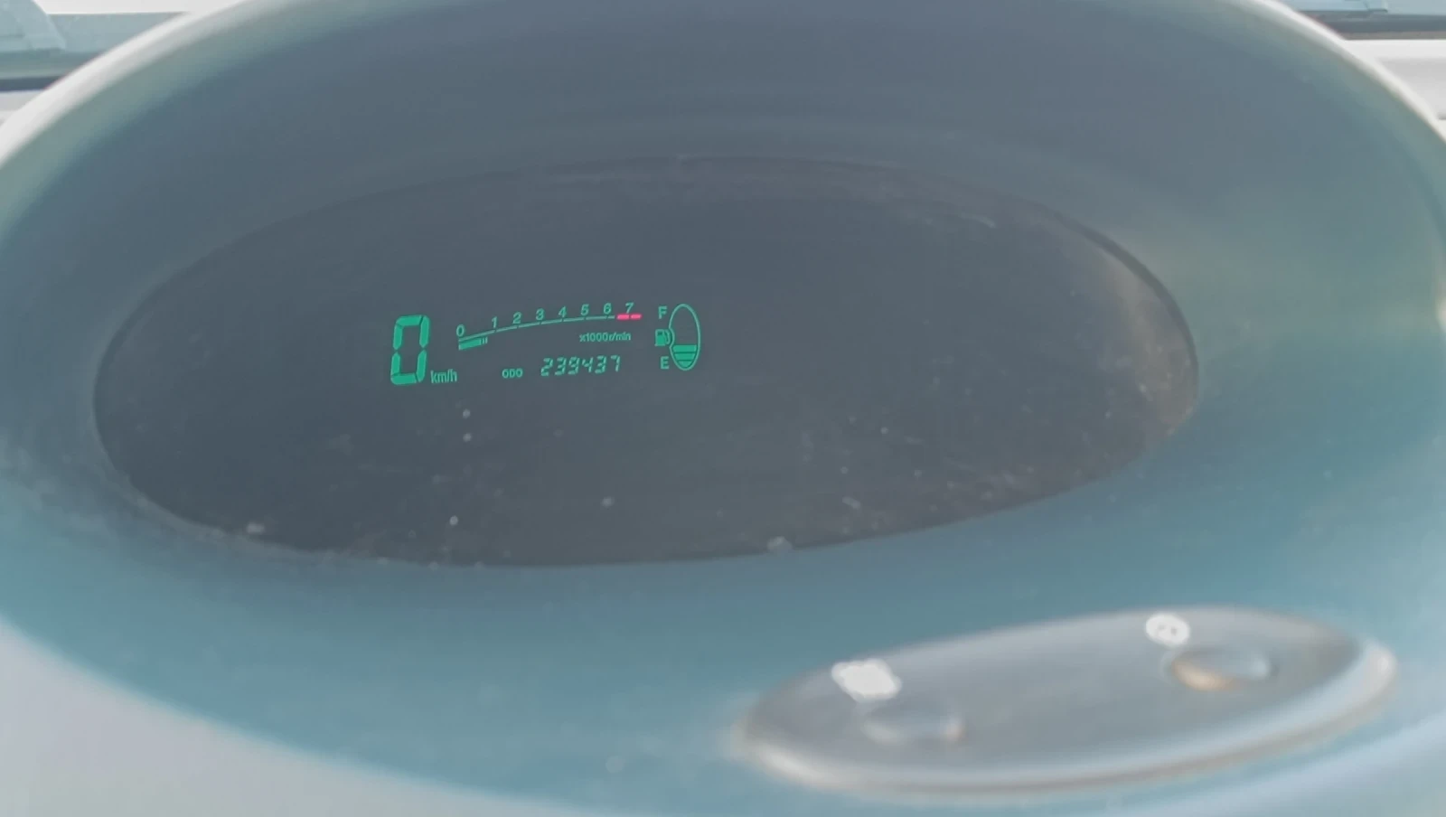 Toyota Yaris verso, снимка 6 - Автомобили и джипове - 54369497