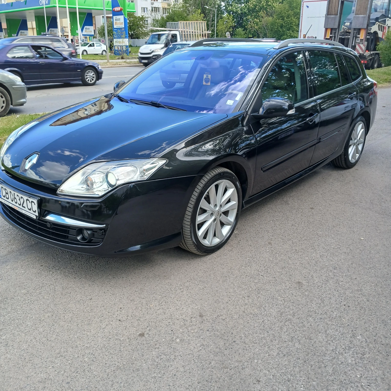 Renault Laguna АВТОМАТИК , снимка 2 - Автомобили и джипове - 54491871