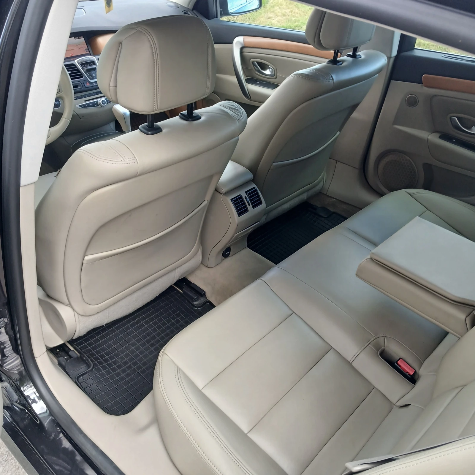 Renault Laguna АВТОМАТИК , снимка 16 - Автомобили и джипове - 54491871