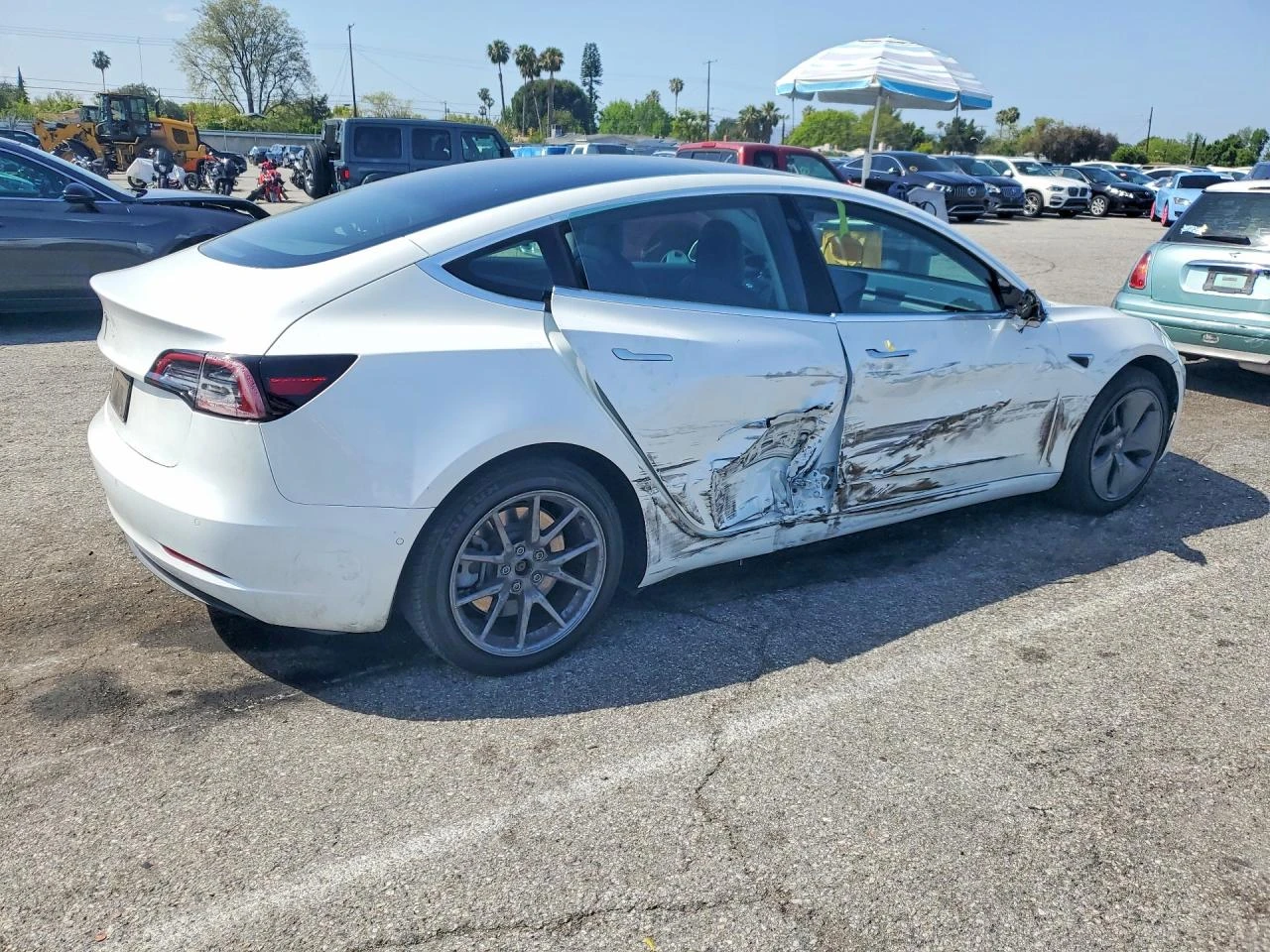 Tesla Model 3 | Mobile.bg � ����������� 3