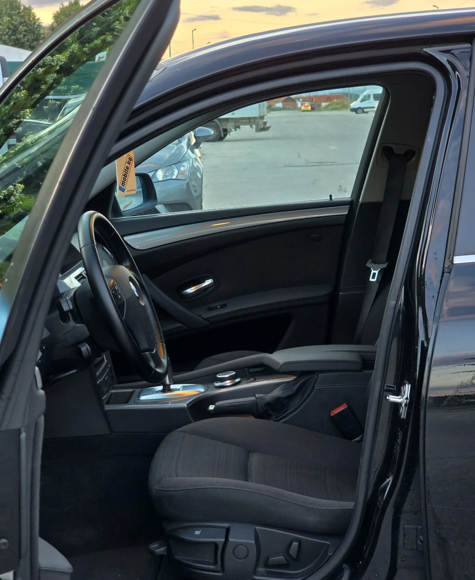 BMW 525 FACELIFT/DISTRONIC, снимка 7 - Автомобили и джипове - 55171460